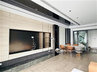 Bồ đề hồng tiến gần mipec riverside cầu long biên