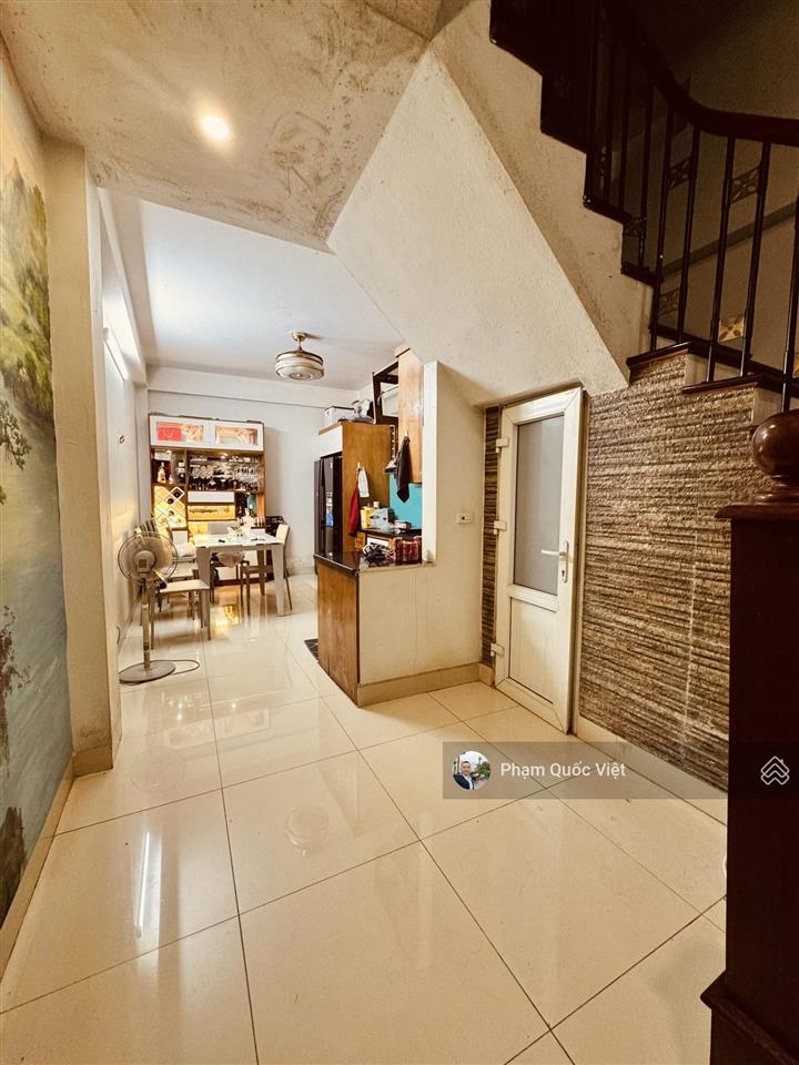 Bồ đề nguyễn văn cừ hà nội nhà này không mua thì mua nhà nào? gần trường cấp 12 gia thụy