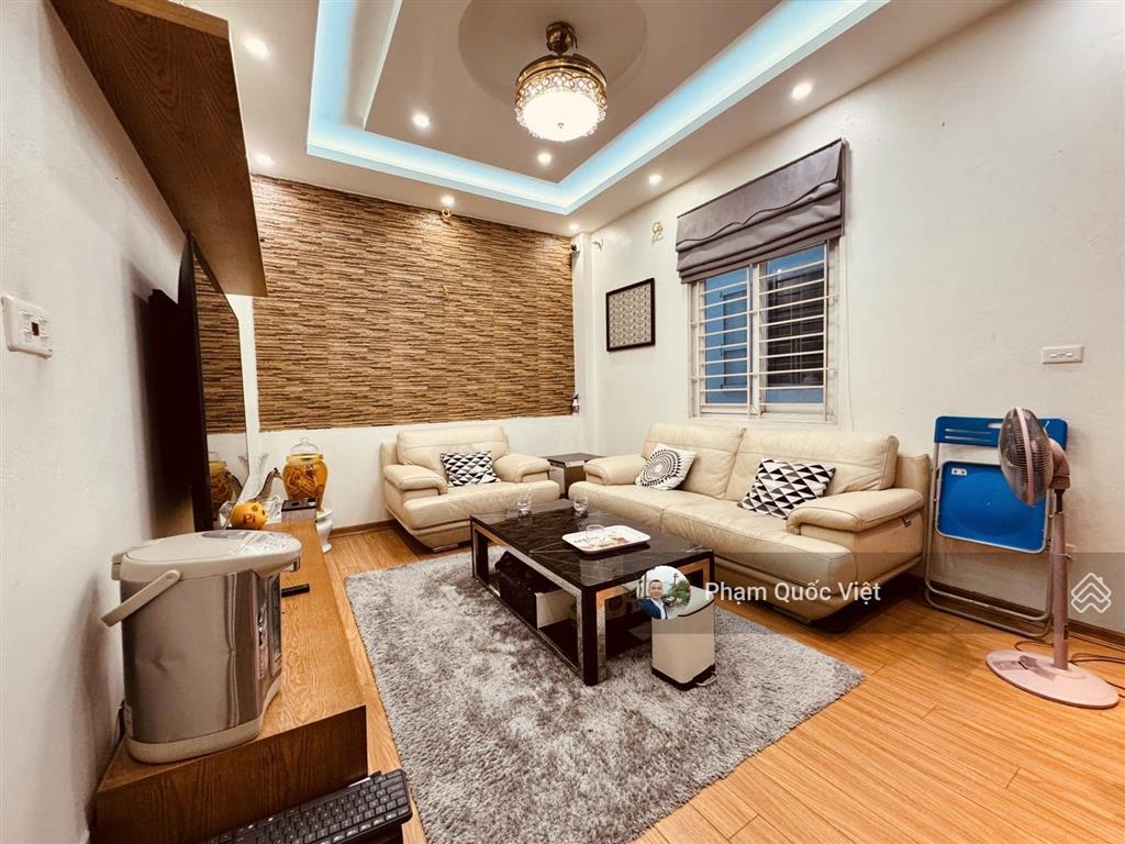 Bồ đề nguyễn văn cừ hà nội nhà này không mua thì mua nhà nào? gần trường cấp 12 gia thụy