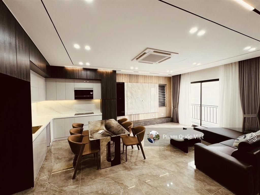 Bồ đề hồng tiến trường việt pháp gần cầu long biên
