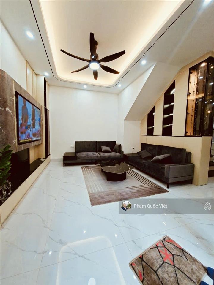 Bồ đề hoàng minh đạo trường c1c2 gia thụy lô góc