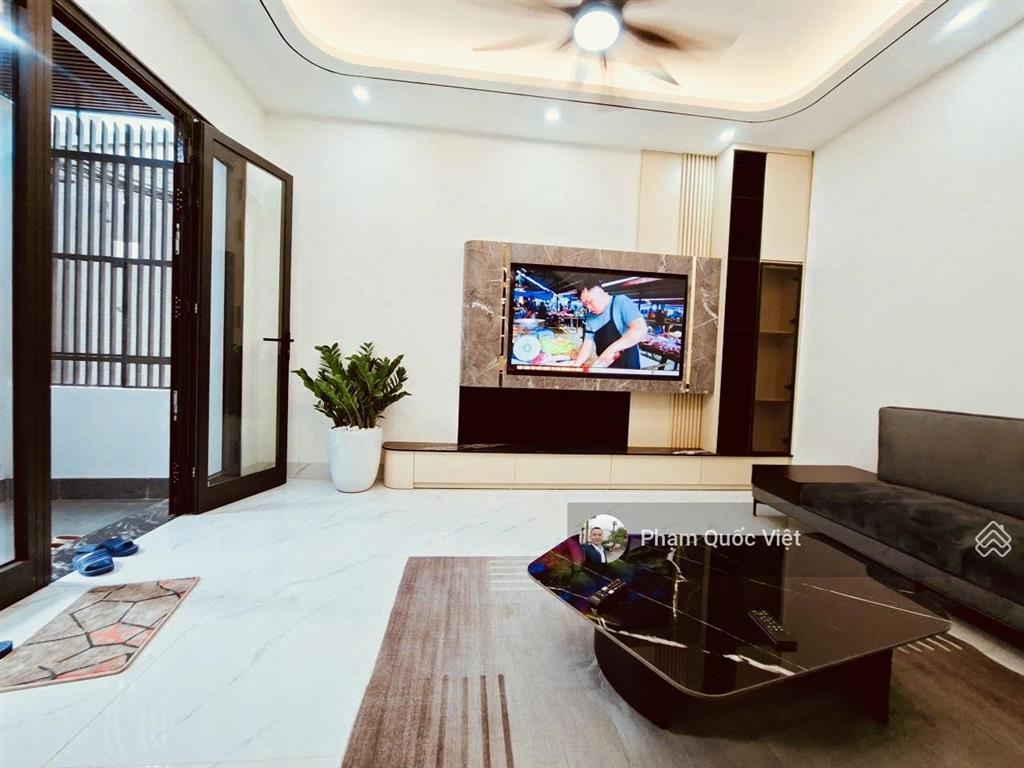 Bồ đề hoàng minh đạo trường c1c2 gia thụy lô góc