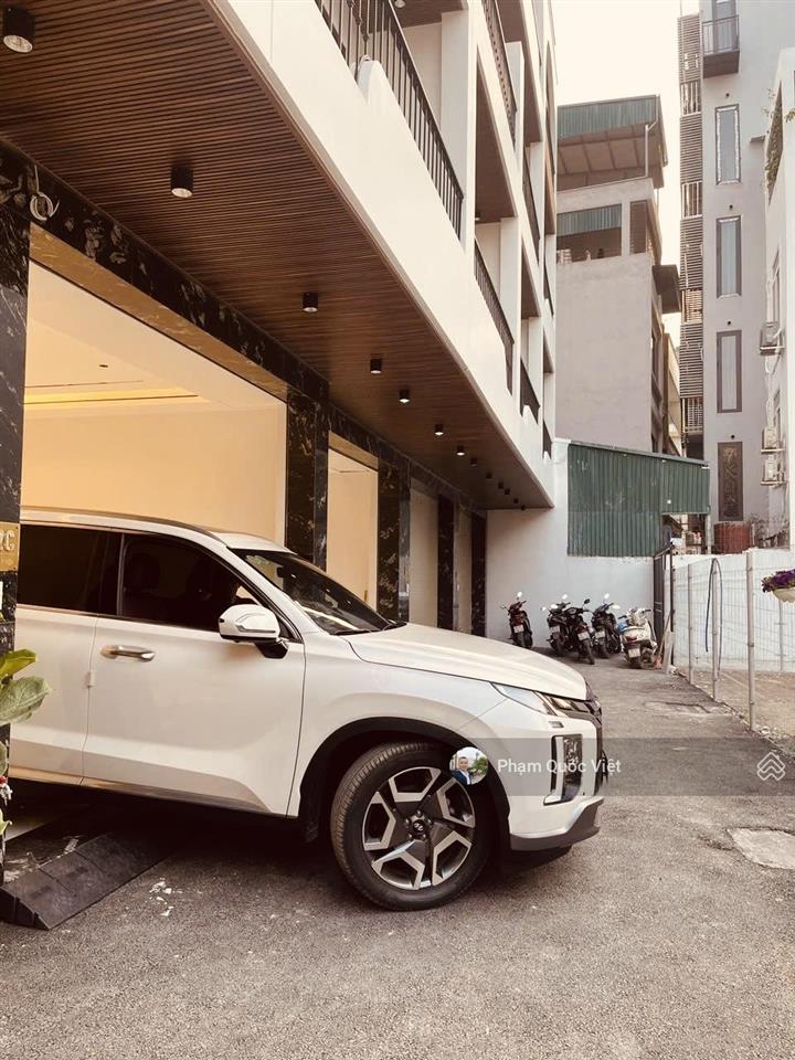 Bồ đề tư đình bát khối gần cầu trần hưng đạo