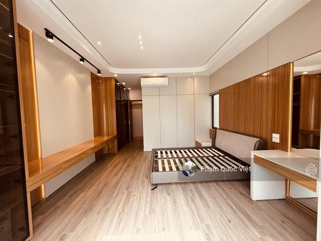 Bồ đề tđc đầm nấm gần hồ & công viên ngọc thụy