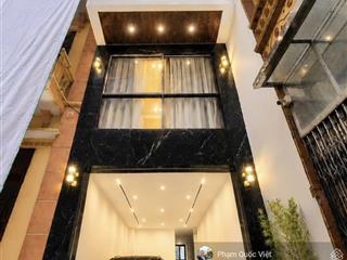 Hoa lâm nguyễn văn linh ngô gia tự gần bigc  long biên .