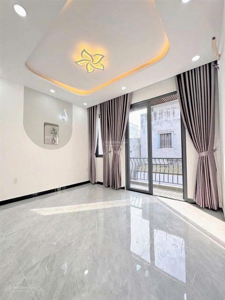 Nhà 2 tầng 4x14m gần aeon tân phú 5tỷ65 hẻm 5m, xe hơi vào tận nhà, shr, gần chợ, trường, bệnh viện