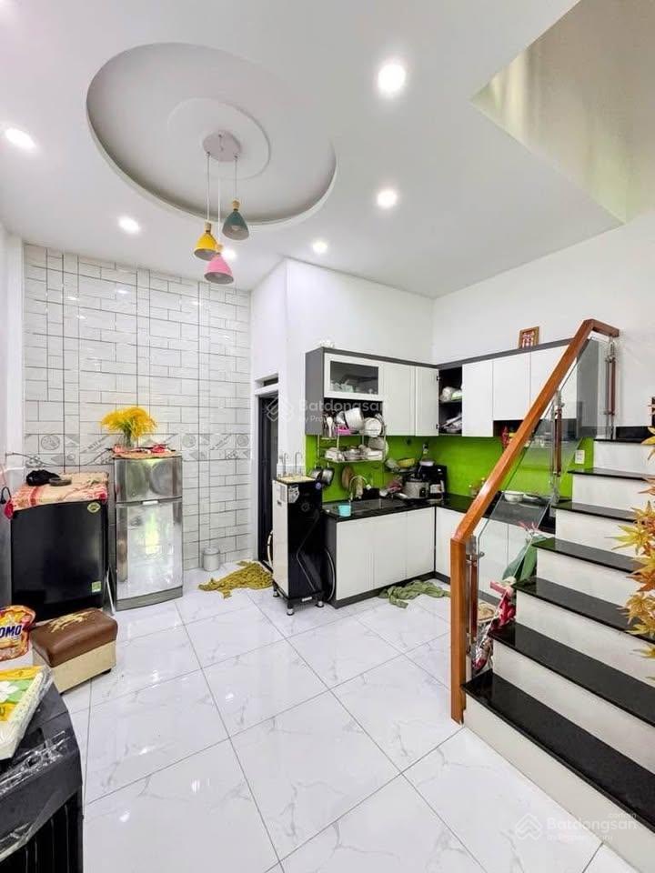Nhà mới 1 trệt 1 lầu(4.5x10) đường số 3, bhh, hẻm thông, gần chợ bình long, aeon tân phú