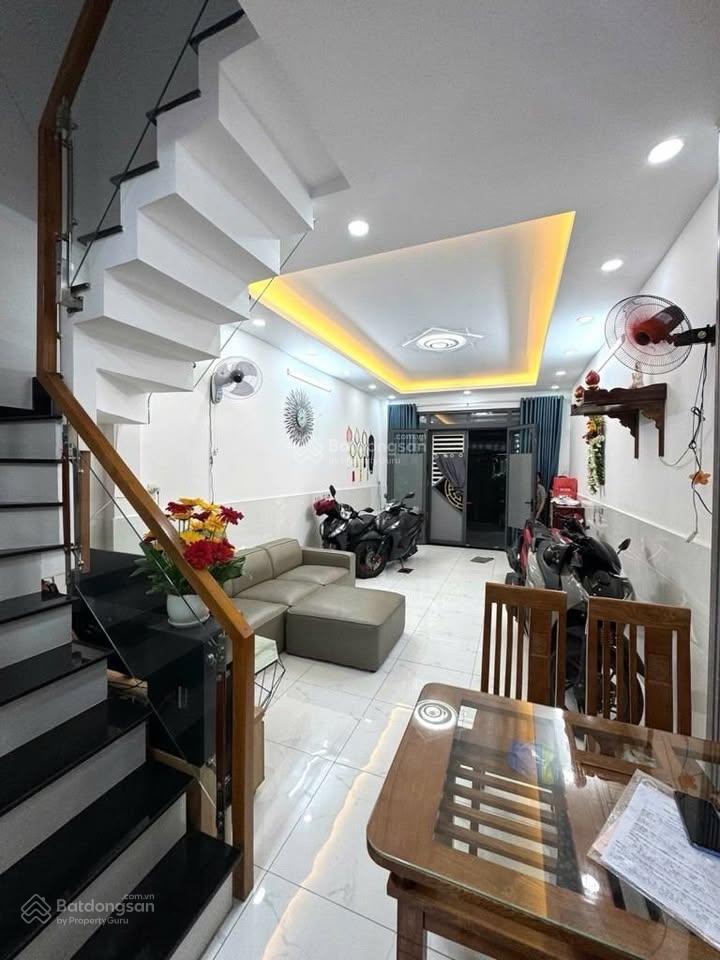 50m2 nhà 2 tầng hẻm nhựa xe hơi 6m lê văn quới bình tân chỉ 4 tỷ650, gần chợ, trường, bệnh viện...