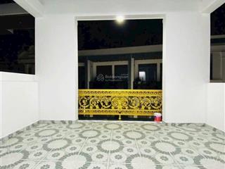 Nhà 5 tầng mã lò, 5pn 6wc chỉ 7tỷ390, hẻm nhựa lớn tiện kinh doanh buôn bán, gần chợ, trường, bv