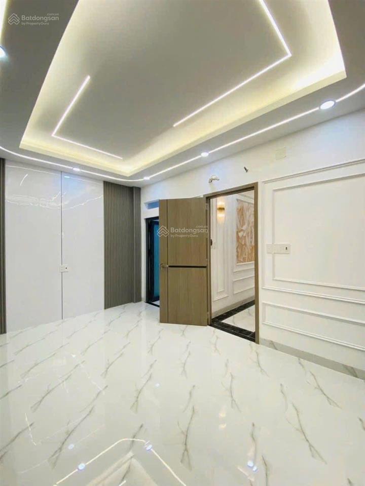 Nhà 5 tầng mã lò, 5pn 6wc chỉ 7tỷ390, hẻm nhựa lớn tiện kinh doanh buôn bán, gần chợ, trường, bv