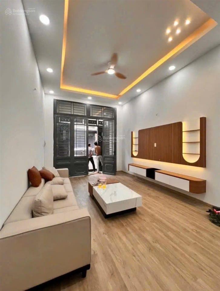 Nhà 1/ mới 2 tầng đúc btct (4x14m) hẻm 5m thoại ngọc hầu 5.3 tỷ, sổ vuông, không lộ giới, quy hoạch