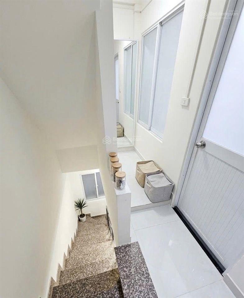 4x10m nhà 1/, 3 tầng bhh bình tân, hxh 6m, cách aeon mall tân phú 1km, 2pn 3wc, 1km đầy đủ tiện ích