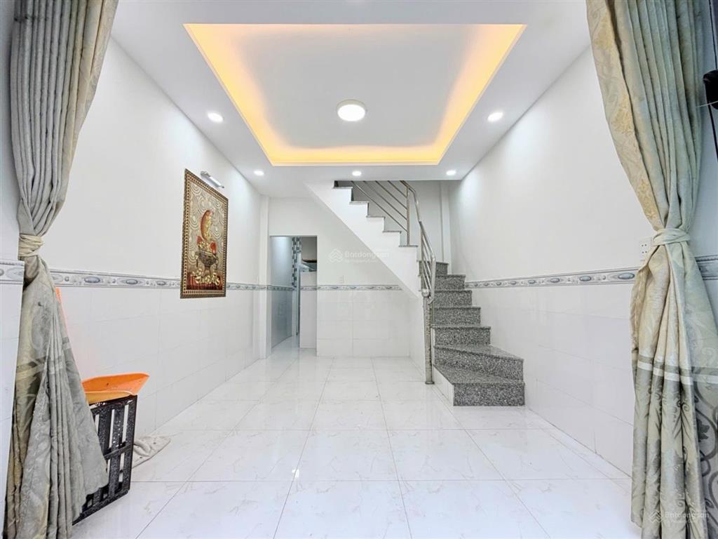Nhà đẹp 2 tầng gần aeon tân phú, hxh 4m, sổ hồng riêng, sát mặt tiền, giá chỉ 2ty270 (a13)