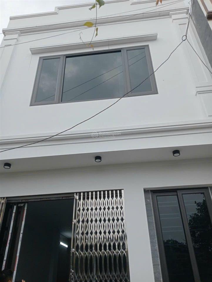 Bán nhà riêng diện tích 50m2,1,5 tầng.