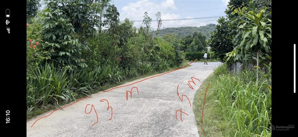 Cho thuê đất 9,342m2 có 300m2 thổ cư 3 mặt tiền phú xuân núi tượng xã tài lài đồng nai 18tr/th