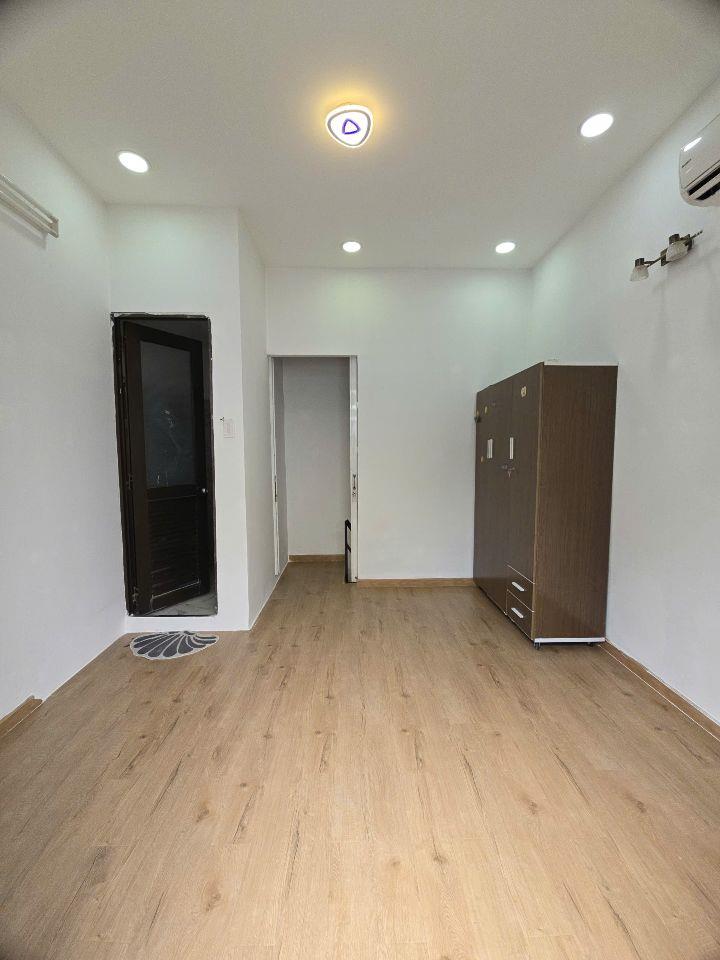 MẶT TIỀN KINH DOANH PHẠM VĂN XẢO - DTSD 30M2 - 2 TẦNG - CHỈ 2.65 TỶ