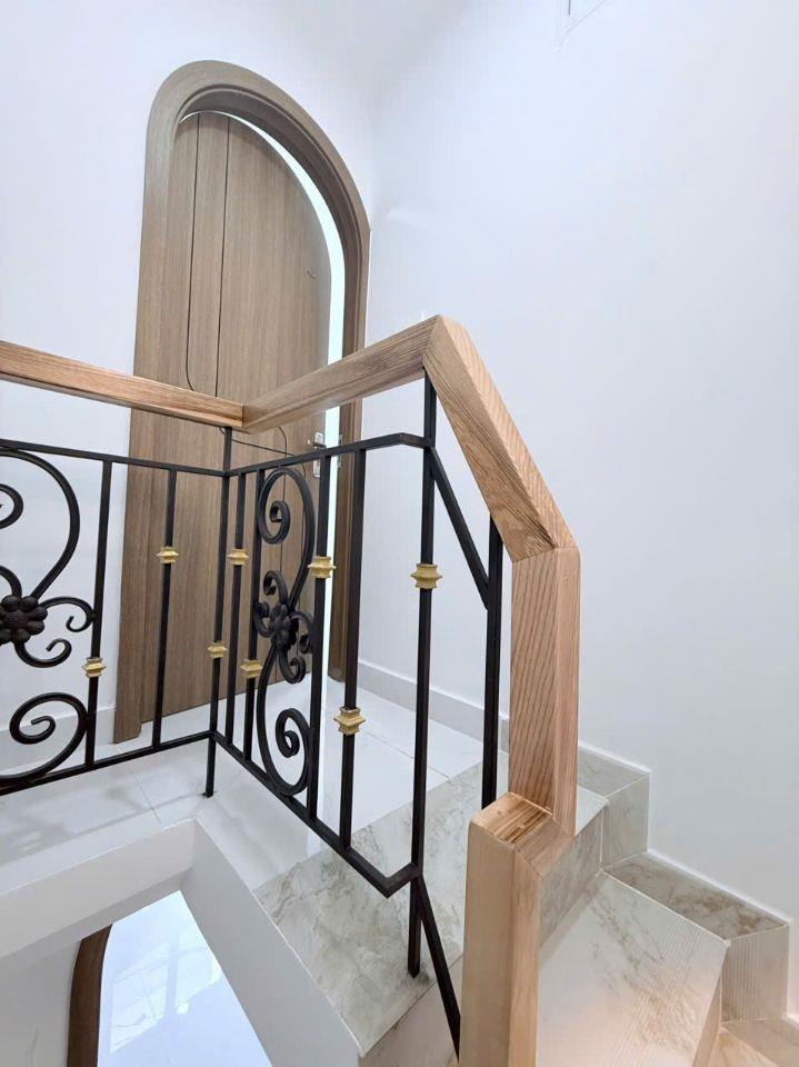 NHỎ XINH GIÁ MỀM NGAY LŨY BÁN BÍCH 3 TẦNG 2PN 3WC CHỈ 2.2 TỶ