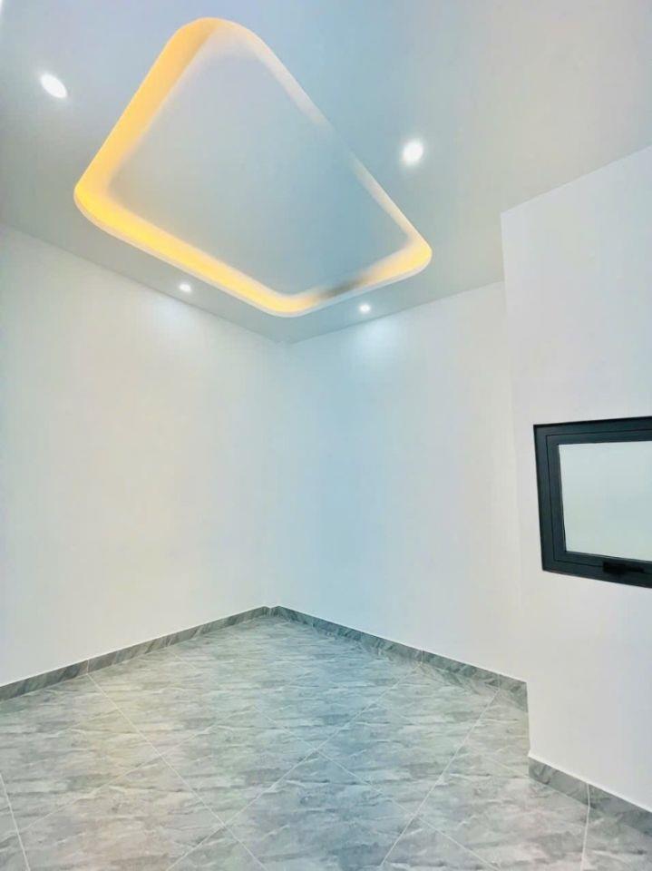 NHÀ ĐẸP HẺM Ô TÔ LÊ VĂN QUỚI 39M2 MỚI 2 TẦNG 2PN 2WC CHỈ 4.98 TỶ