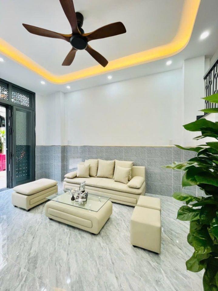 NHÀ ĐẸP HẺM Ô TÔ LÊ VĂN QUỚI 39M2 MỚI 2 TẦNG 2PN 2WC CHỈ 4.98 TỶ