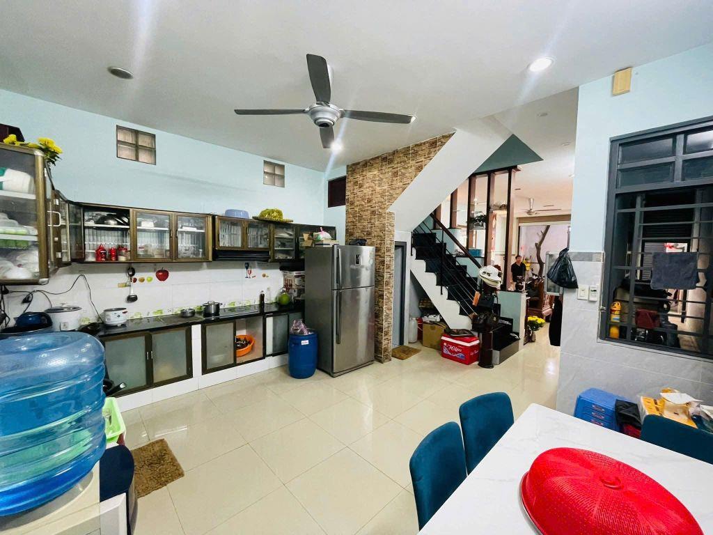 MẶT TIỀN HẺM XE TẢI THOẠI NGỌC HẦU 89M2 4 TẦNG BTCT SÂN THƯỢNG SHR CHỈ 11.3 TỶ