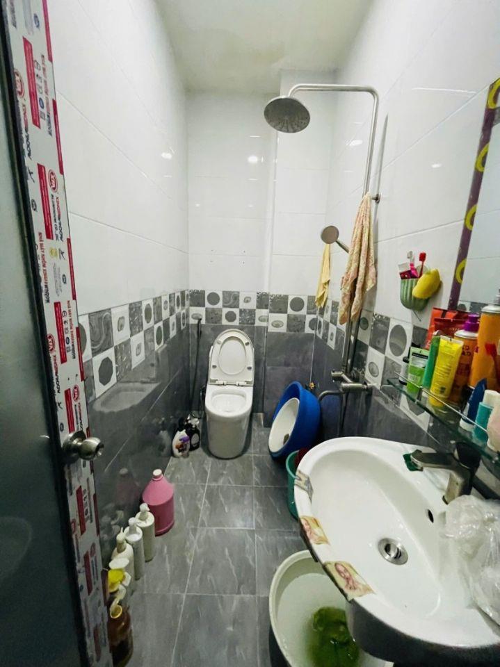 LÊ ĐÌNH CẨN BÌNH TÂN 40M2 4 TẦNG 4PN 3WC SÂN THƯỢNG CHỈ 4.8 TỶ