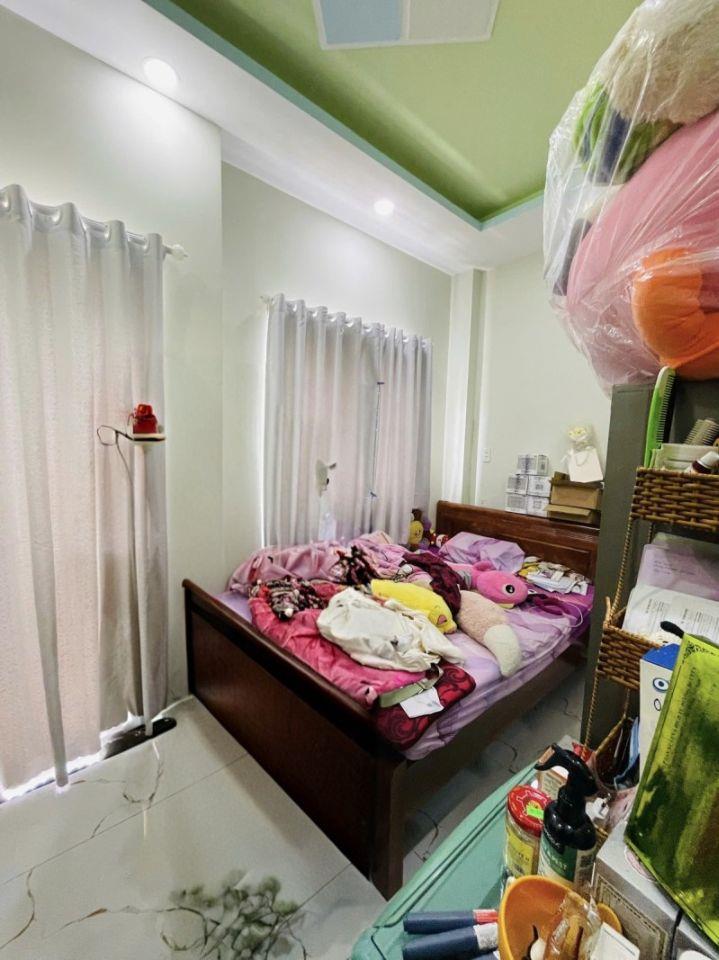 LÊ ĐÌNH CẨN BÌNH TÂN 40M2 4 TẦNG 4PN 3WC SÂN THƯỢNG CHỈ 4.8 TỶ