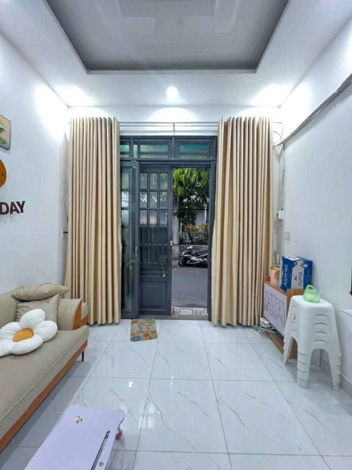 MẶT TIỀN HẺM XE TẢI PHÚ THỌ HÒA TÂN PHÚ 27M2 2 TẦNG 2PN 2WC CHỈ 3.9 TỶ
