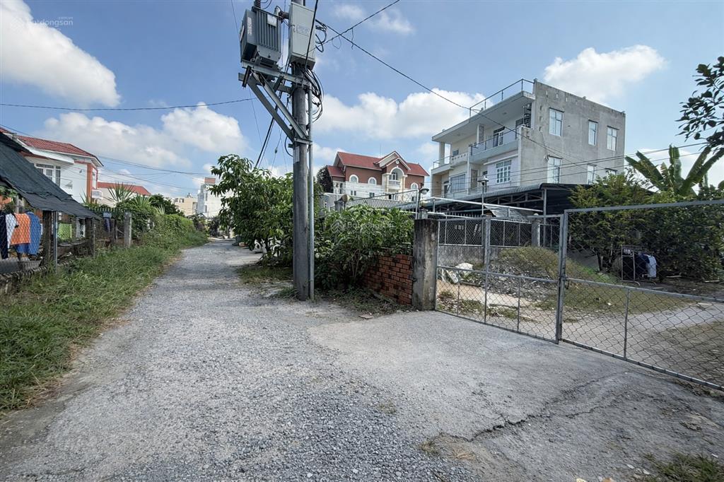 Bán gấp 1.452m2 đất tăng nhơn phú, thủ đức  sẵn dãy trọ thu nhập 100 tr/tháng  giá 65 tỷ