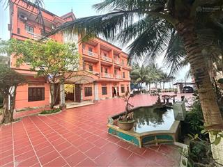 Bán khách sạn mặt tiền biển giao ninh, ninh bình, diện tích 2300 m2, 3 tầng, 25 phòng, giá 15 tỷ