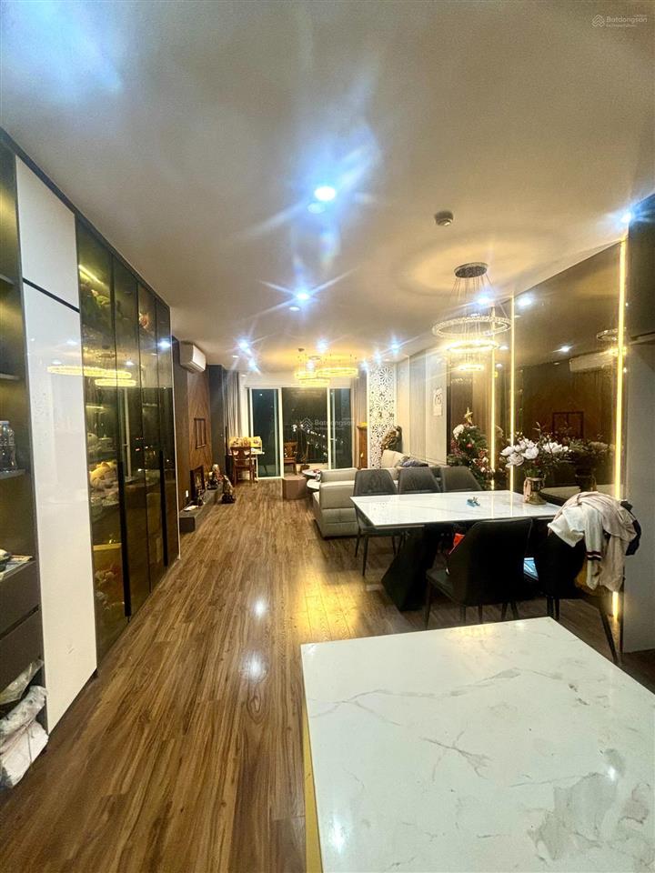 Bán căn hộ chung cư hồ gươm plaza, 141m2, 4 phòng ngủ, mặt đường trần phú, phường hà đông