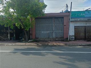 Đất lớn mt đường ql1 gần vòng xoay p4 tp tân an