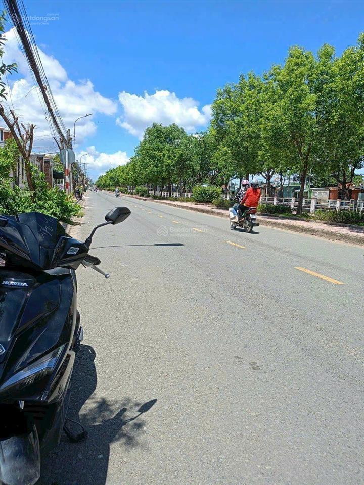 Nhà mt nguyễn minh trường p3 tp tân an