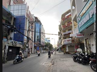 Mt nguyễn trọng tuyển  ngay nguyễn văn trỗi 81m2 (5.5x15)  3 tầng siêu vị trí kinh doanh tốt.