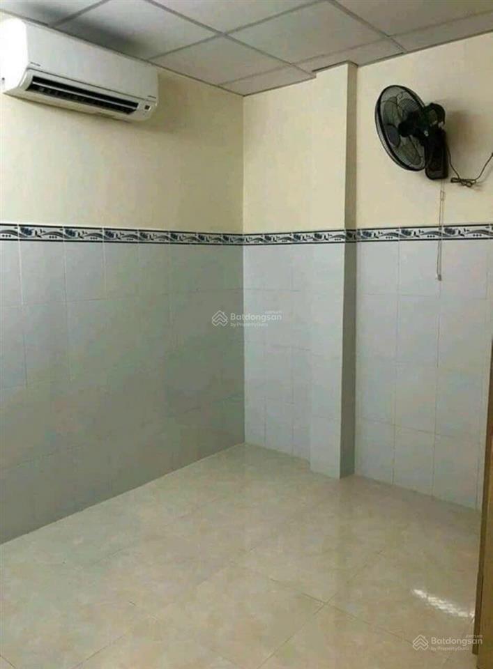 Cần bán nhà dương bá trạc quận 8