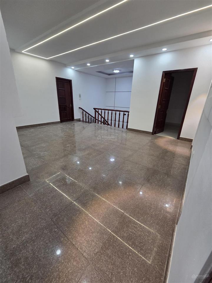 Biệt thự mơ ước mọi nhà trung tâm tên lửa view công viên chim hót líu lo, 12x20m, 2 tầng  5pn