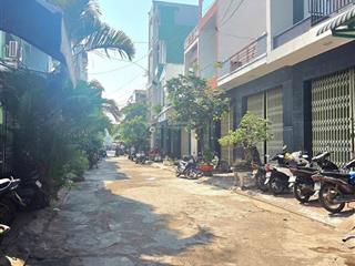 Bán đất cạnh chợ hoa lư, diện tích 71.6m2, nở hậu