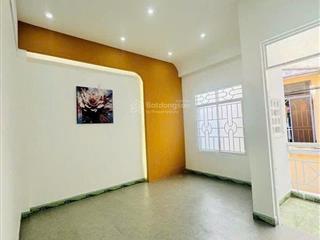 Bán nhà nguyễn thị minh khai, 2 tầng 3pn 2wc
