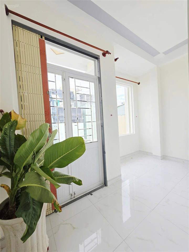 Bán nhà hướng đông nam, đường ngô mây, 3pn 3wc