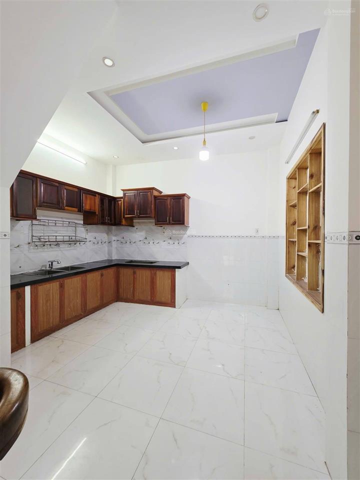 Bán nhà hướng đông nam, đường ngô mây, 3pn 3wc