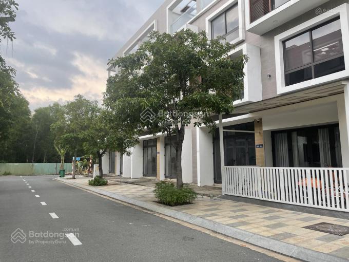 Nhà trung tâm bà rịa 5x18m trệt 3 lầu gần cđ dầu khí, sư phạm 3ty3 bán nhanh