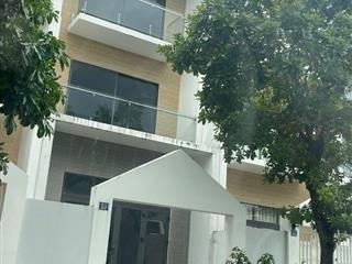 Nhà đẹp 5x18.5m, trệt 3 lầu, khu dân cư hiện hữu gần cao đẳng dầu khí, sư phạm bà rịa