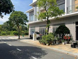 Nhà mới gần khu hành chính bà rịa, cđ dầu khí, cđ sư phạm. 5x18m trệt 3 lầu