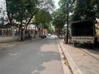 Hiếm! mặt phố, kinh doanh sầm uất, ô tô tránh nhau, quán thánh, ba đình.diện tích 91m mặt tiền 4m