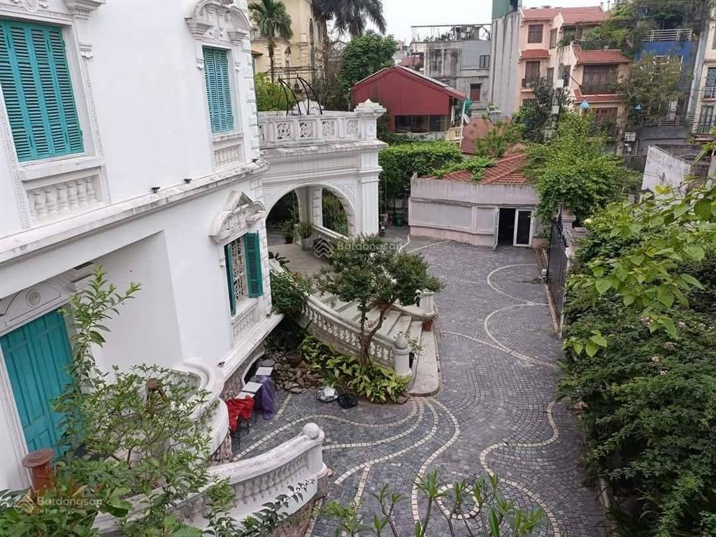 Bán biệt thự đẳng cấp thiết kế kiểu pháp view sông hồng, ngọc thụy, long biên. kinh doanh sầm uất