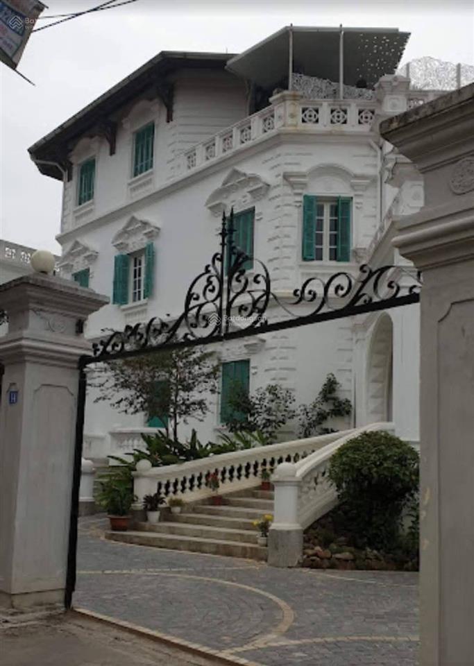 Bán biệt thự đẳng cấp thiết kế kiểu pháp view sông hồng, ngọc thụy, long biên. kinh doanh sầm uất