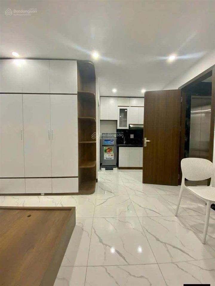 Bán căn hộ ccmn, nhà dòng tiền pháo đài láng, đống đa, 13 phòng khép kín, dt 70m, 8 tầng thang máy