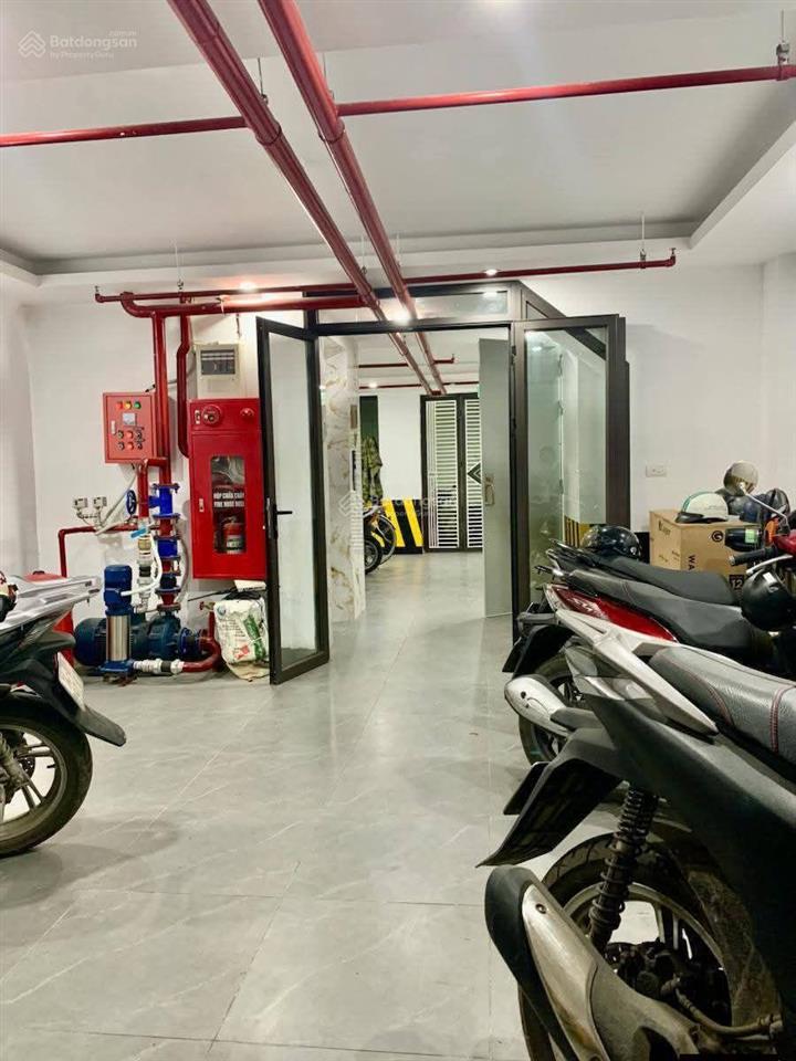 Bán căn hộ ccmn, nhà dòng tiền pháo đài láng, đống đa, 13 phòng khép kín, dt 70m, 8 tầng thang máy