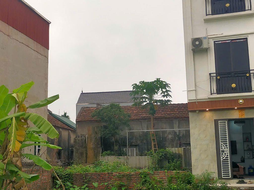 Cần bán 30m2 trong đê Đồng Mai, giá nhỉnh nhẹ 2 tỷ. 