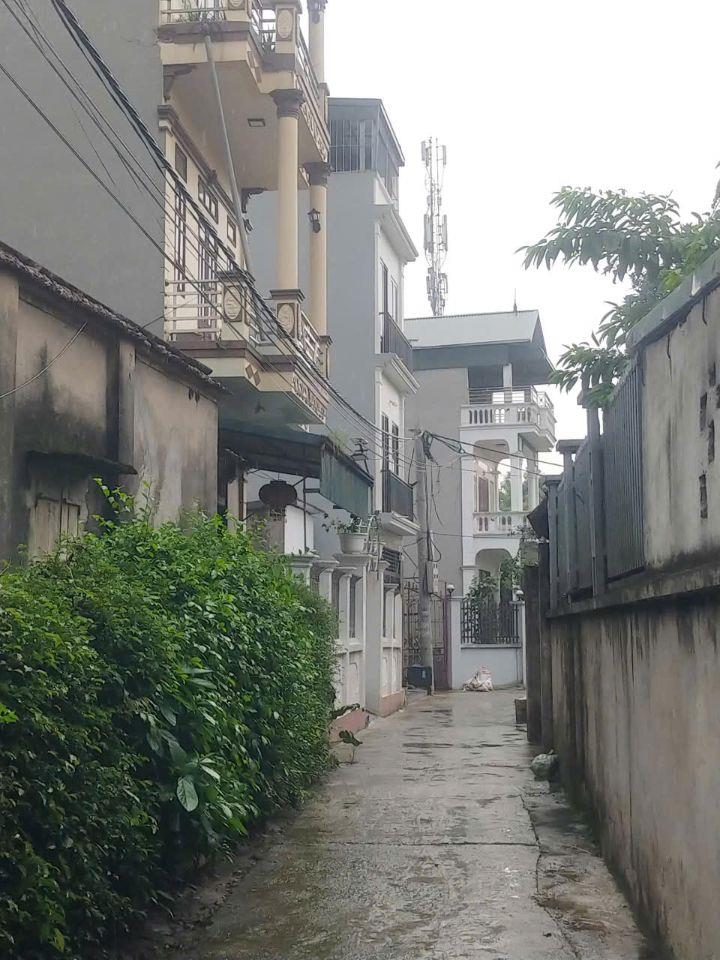 Còn 1 căn duy nhất phường Chương Mỹ. Giá chỉ 2.8 tỷ. 