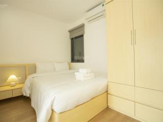 Căn hộ dịch vụ phố đào tấn cho thuê căn 2 ngủ 100m2. giá thuê căn hộ từ 34 triệu/tháng